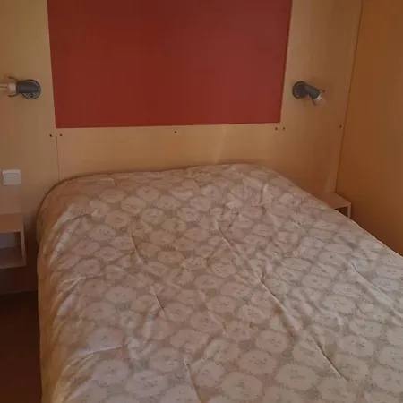 Natur Camping Bungalow T3 - 9 度假居 *